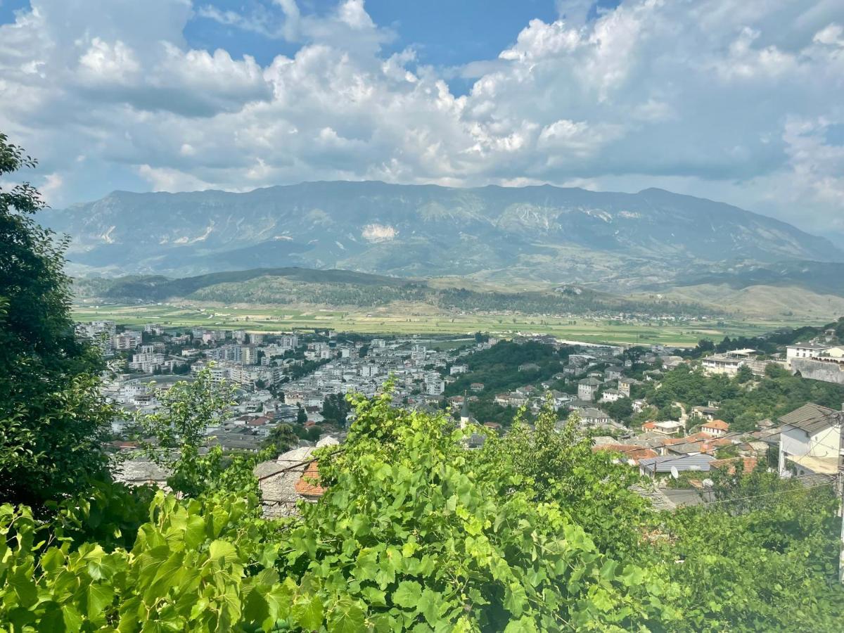 Panoramic View Guest House Gjirokastër Eksteriør bilde